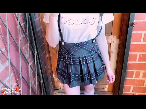❤️ Schoolgirl sucks a Dick go domhain agus fucks ionad ranganna. ❤ Porn anal linn ❌❤