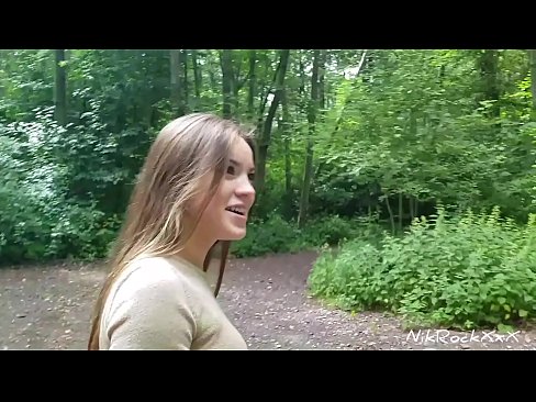 ❤️ Mhol mé d'Evelina go ndéanaimid fuck in áit phoiblí! Dúirt sí go raibh. Ansin fucked mé léi sa asal agus cum ina bhéal. Ansin pissed sí í féin. ❤ Porn anal linn ❌❤